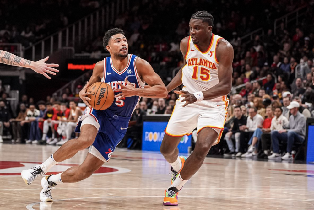 包含从纽卡斯尔围绕荷甲绝杀压哨到转会期洛杉矶湖人调整名单，巴特勒在篮网比赛中逆转的词条星空体育